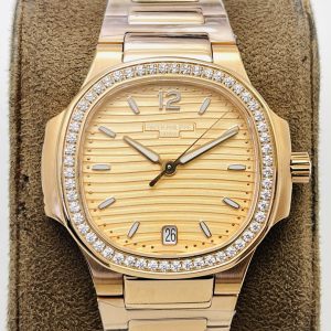 Patek Philippe Nautilus Series 7118/1A-011 Women Watch