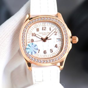 Patek Philippe Aquanaut 5068R-010 Watch