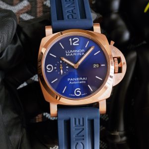 Panerai PAM01033 44mm watch