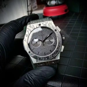 Hublot Classic Fusion Series 521.NX.05IB.VR.BER19 Watch Male 45mm