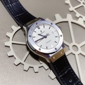 Hublot Classic Fusion Series 542.NX.2611.LR 42MM 42mm Men