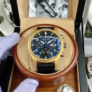 IWC Pilot's Watch Series IW389404 Watch 41.9mm Men